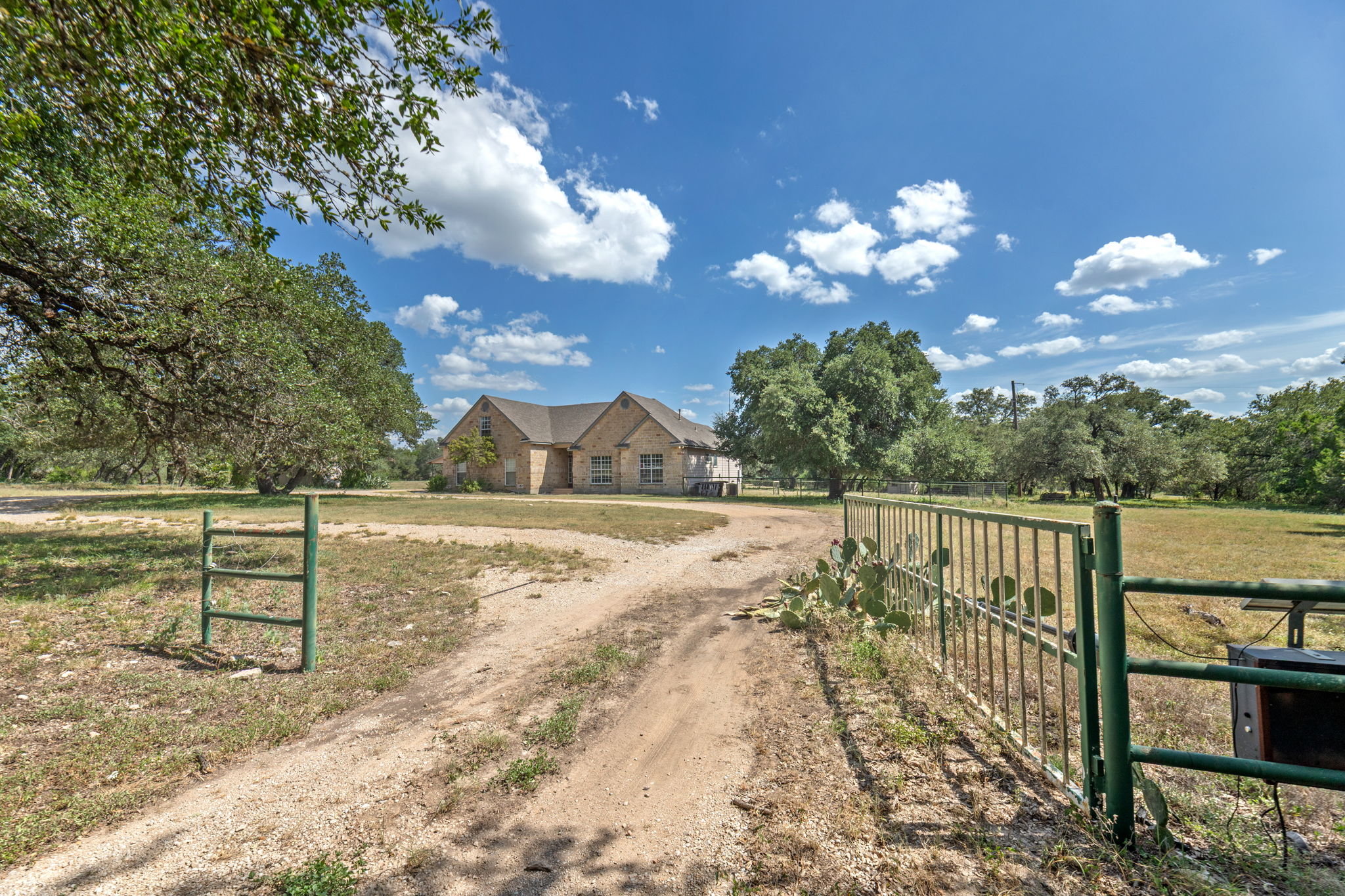 25.01 Acres (370 PR 3502, Hondo)
