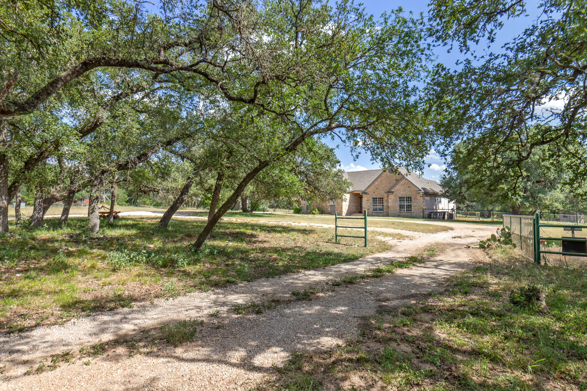 25.01 Acres (370 PR 3502, Hondo)